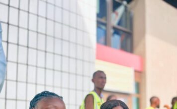 Aviation : des femmes gabonaises formées au métier de marshaller