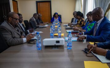 Tarifs aéroportuaires : les autorités renforcent la concertation pour plus de transparence