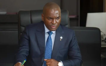 Transport aérien : la hausse des taxes aéroportuaires fait craindre un frein à la compétitivité du ciel gabonais